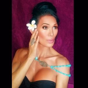 Meet your Posher, Sasha